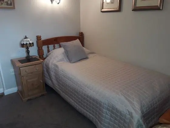 Tek Kişilik Oda, Banyolu/Duşlu (Room 25, 28)