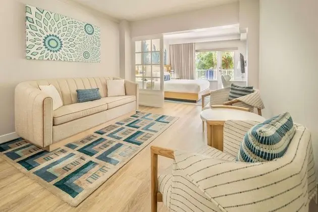 Stüdyo, 1 En Büyük (King) Boy Yatak ve Çekyat, Balkon, Havuz Manzaralı