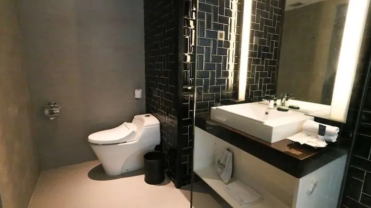 Oda, 1 En Büyük (King) Boy Yatak, Şehir Manzaralı
