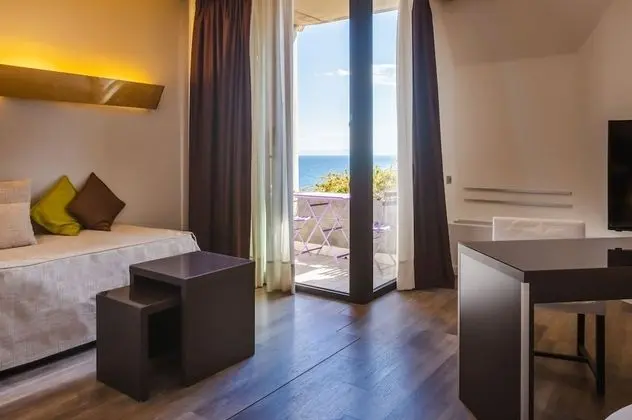 Deluxe Oda, 1 En Büyük (King) Boy Yatak, Balkon, Deniz Manzaralı