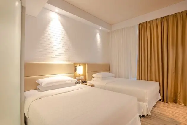 Executive Oda, 2 Büyük (Queen) Boy Yatak, Sigara İçilmez (Executive Lounge Access)
