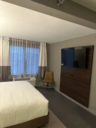 Oda, 1 En Büyük (King) Boy Yatak ve Çekyat