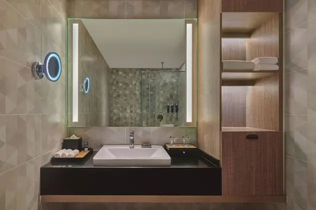 Premium Oda, 1 En Büyük (King) Boy Yatak, Sigara İçilmez, Balkon