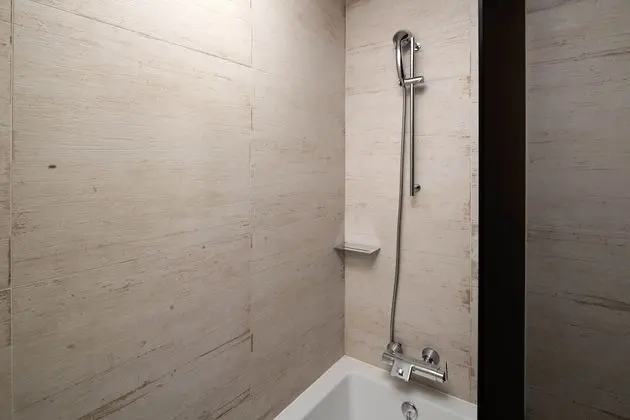 Oda, 1 Büyük (Queen) Boy Yatak, Şehir Manzaralı