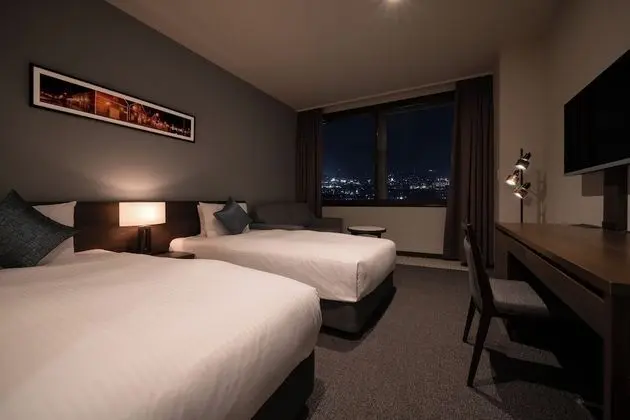İki Ayrı Yataklı Oda, Sigara İçilmez (Night View Room, Top Floor, Non Smoki)