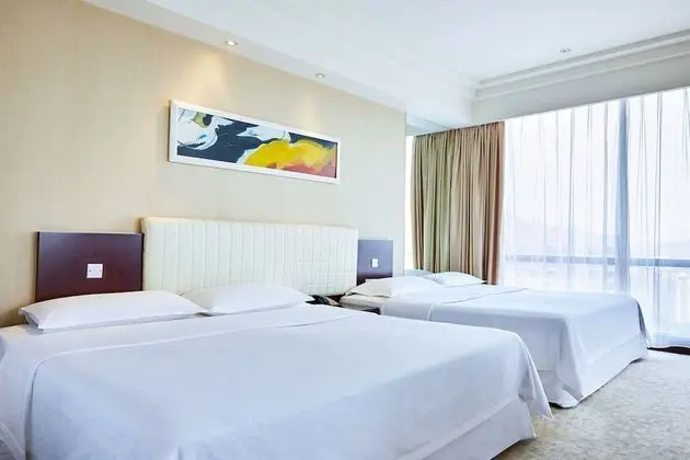 Oda, 2 Çift Kişilik Yatak, Şehir Manzaralı