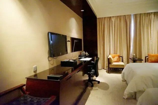 Oda, 2 Tek Kişilik Yatak, Şehir Manzaralı