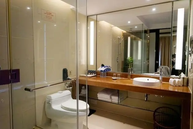 Süit, 1 En Büyük (King) Boy Yatak, Şehir Manzaralı