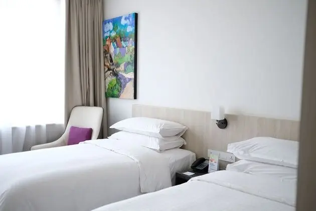 Oda, 2 Tek Kişilik Yatak, Sigara İçilebilir, Şehir Manzaralı