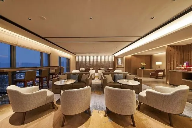 Executive Oda, 1 En Büyük (King) Boy Yatak ve Çekyat, Nehir Manzaralı, Executive Katı