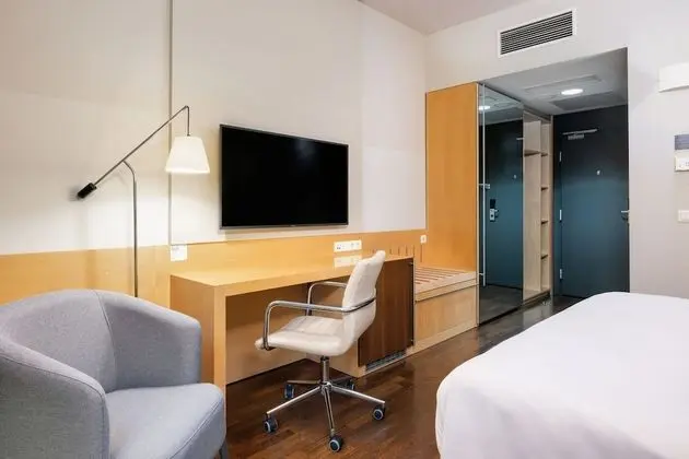 Classic Oda, 1 Büyük (Queen) Boy Yatak, Sigara İçilmez