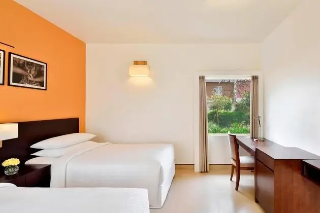 Oda, 2 Tek Kişilik Yatak, Balkon, Bahçe Manzaralı