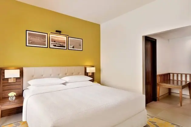 Süit, 1 En Büyük (King) Boy Yatak, Balkon, Havuz Manzaralı