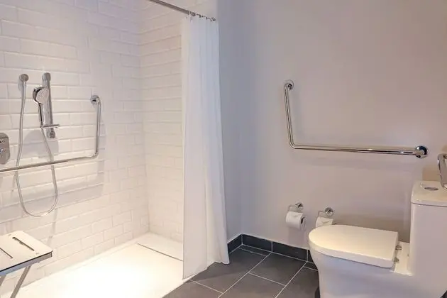 Standard Oda, 1 En Büyük (King) Boy Yatak, Şehir Manzaralı