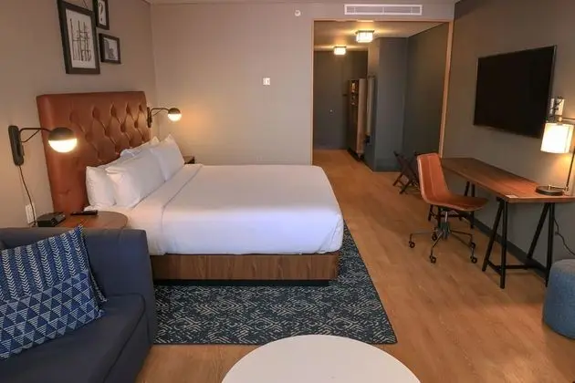 Superior Oda, 1 En Büyük (King) Boy Yatak ve Çekyat, Şehir Manzaralı