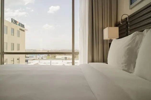 Süit, 2 Tek Kişilik Yatak, Park Manzaralı