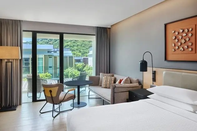 Oda, 1 En Büyük (King) Boy Yatak, Sigara İçilmez, Balkon