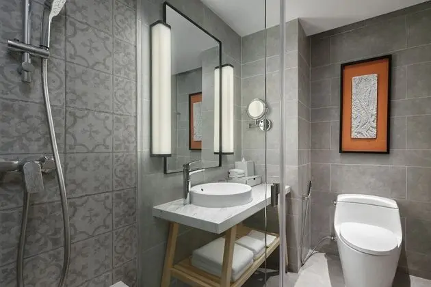 Oda, 2 Çift Kişilik Yatak, Sigara İçilmez, Balkon