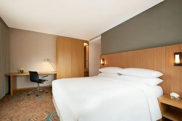 Oda, 1 En Büyük (King) Boy Yatak, Şehir Manzaralı (Residential)