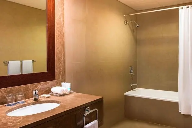 Deluxe Oda, 1 En Büyük (King) Boy Yatak, Balkon
