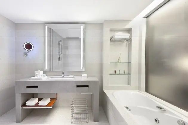 Grand Oda, 1 En Büyük (King) Boy Yatak, Sigara İçilmez, Balkon