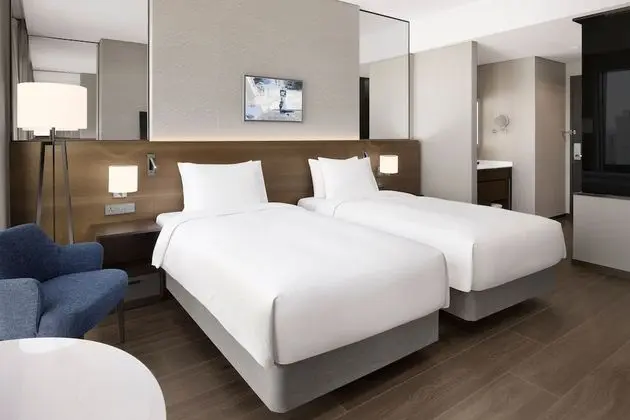 Premier Oda, 2 Tek Kişilik Yatak, Sigara İçilmez, Park Manzaralı