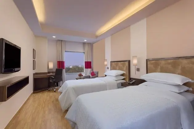 Premier Oda, 2 Tek Kişilik Yatak, Sigara İçilmez, Şehir Manzaralı
