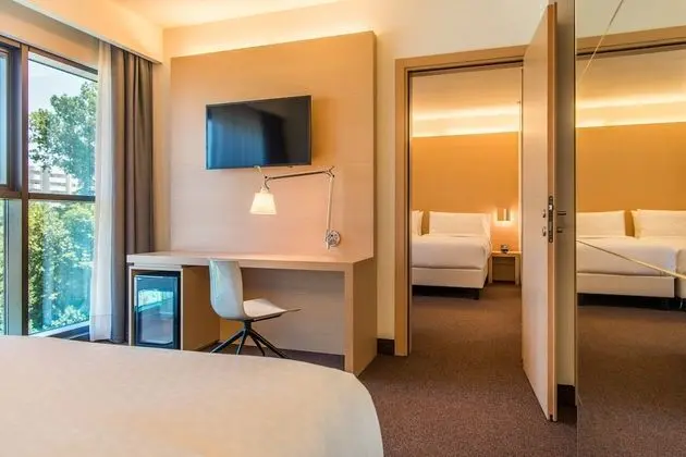 Family Oda, 1 Çift Kişilik Yatak