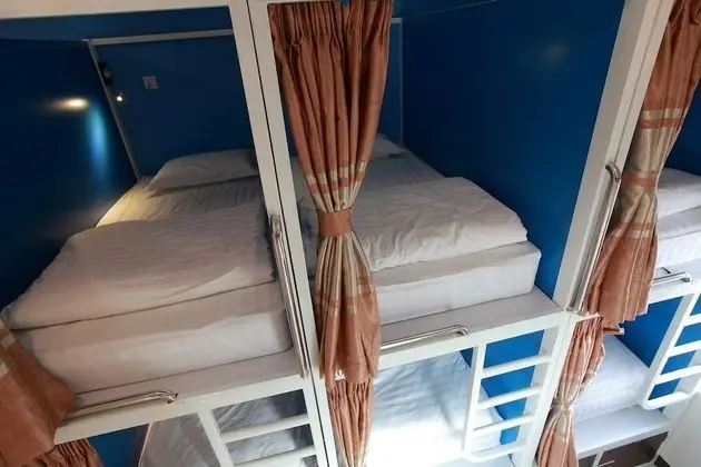 1 bed in 10-bed dormitory (mixed)