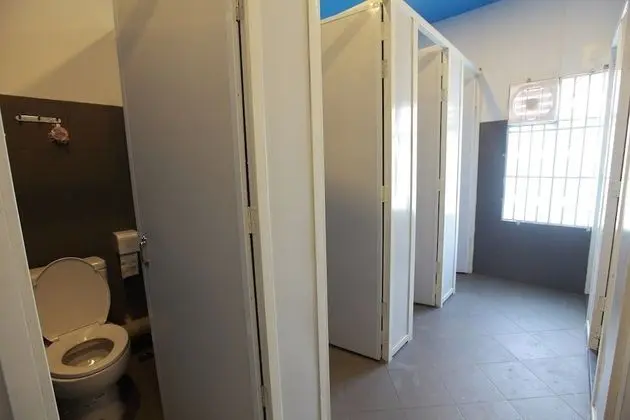 1 bed in 10-bed dormitory (mixed)