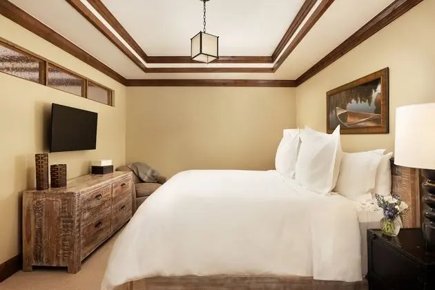 Oda, 4 Yatak Odası, Sigara İçilmez (The Couloir Residence Slopeside)
