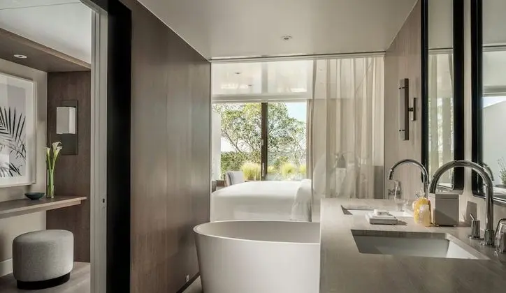 Oda, Deniz Manzaralı (Nafsika)