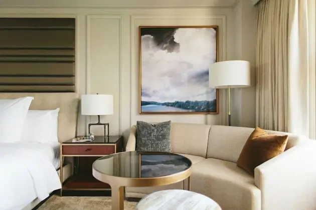 Deluxe Oda, Göl Manzaralı (High Floor)