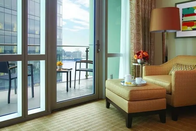 Oda, 1 En Büyük (King) Boy Yatak, Balkon, Şehir Manzaralı