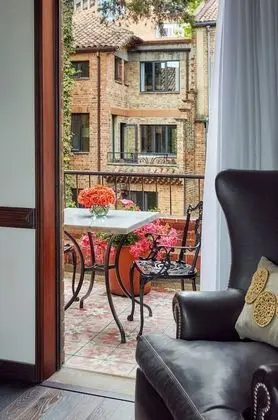 One-Bedroom Suite with Balcony