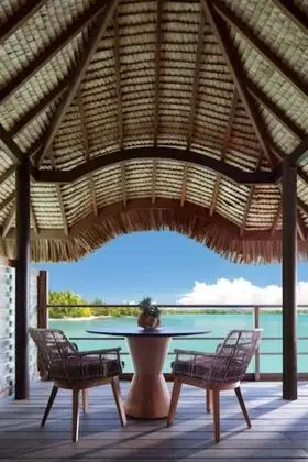 Superior Süit, 1 Yatak Odası, Plaj Manzaralı (Over Water Bungalow Suite, King)