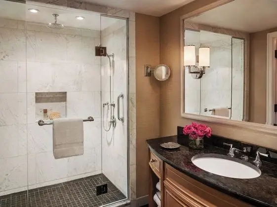 Four Seasons, Deluxe Oda, 2 Çift Kişilik Yatak, Sigara İçilmez, Şehir Manzaralı