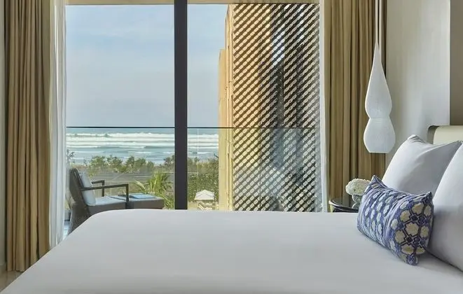Deluxe Süit (Partial Ocean View or Garden View)