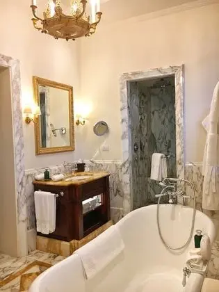 Deluxe Süit, 1 En Büyük (King) Boy Yatak