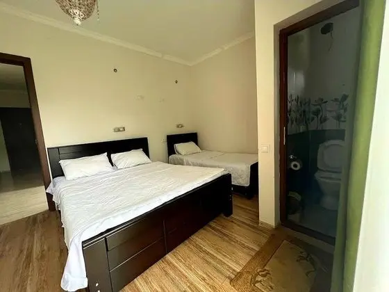 Economy Üç Kişilik Oda, Balkon