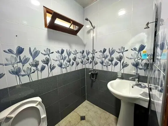 Economy Üç Kişilik Oda, Balkon