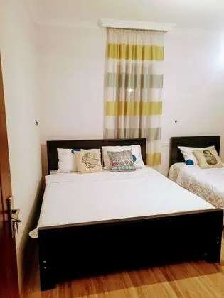 Üç Kişilik Oda, Bahçe Manzaralı