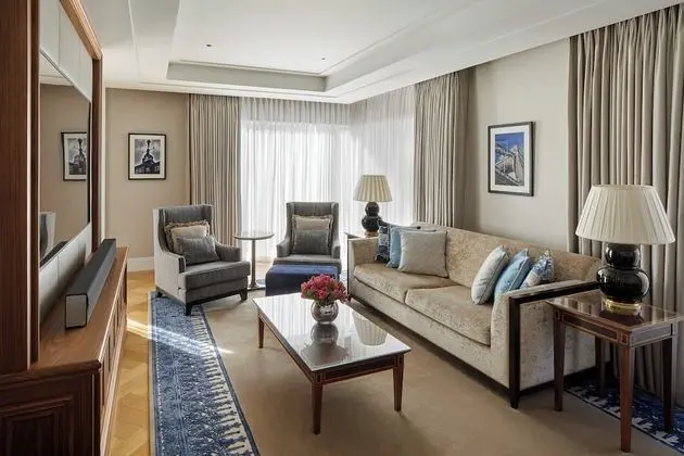 Oda, Sigara İçilmez (The Skyline Residence)