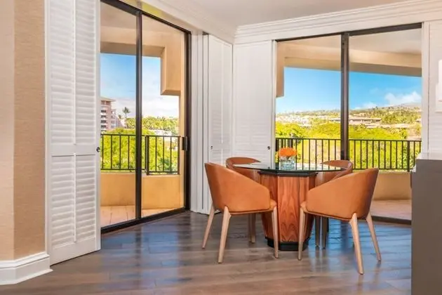 Deluxe Garden View Executive Suite KG