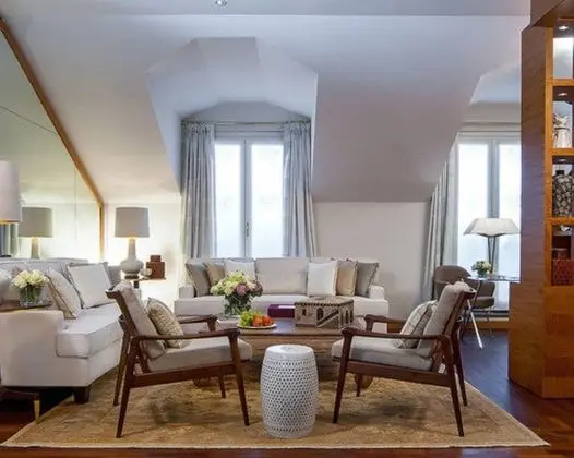 Süit, Bir En Büyük (King) Boy Yataklı (Cloister)