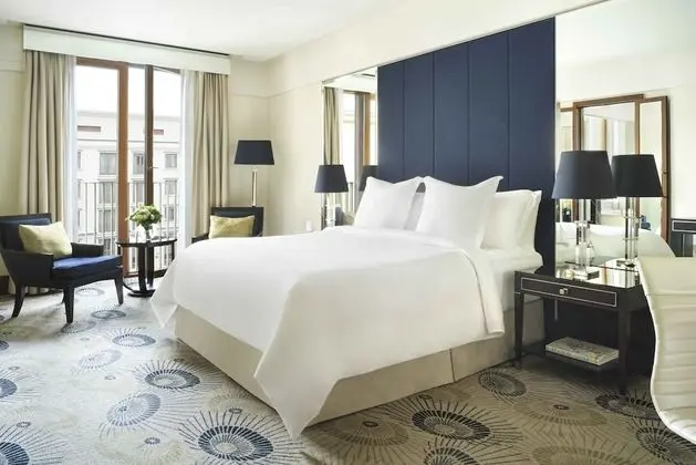 Deluxe Oda, 1 En Büyük (King) Boy Yatak, Avlu Manzaralı