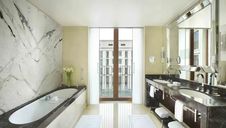 Deluxe Oda, 1 En Büyük (King) Boy Yatak, Avlu Manzaralı