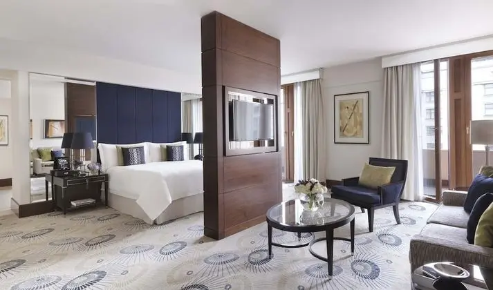 Four Seasons, Süit, 1 En Büyük (King) Boy Yatak