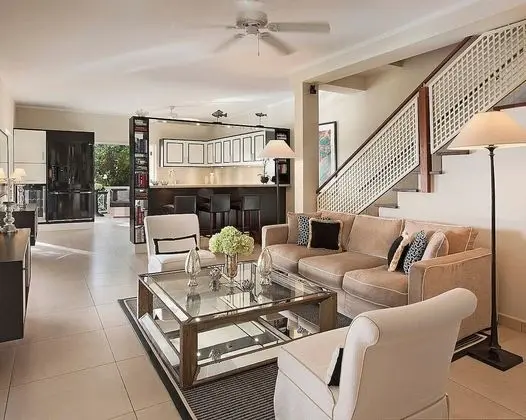 2 Bedroom Palm Grove Residence with Pool