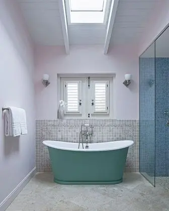 2 Bedroom Palm Grove Residence with Pool